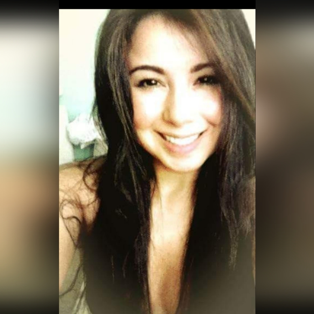 Meet your Posher, Beatriz